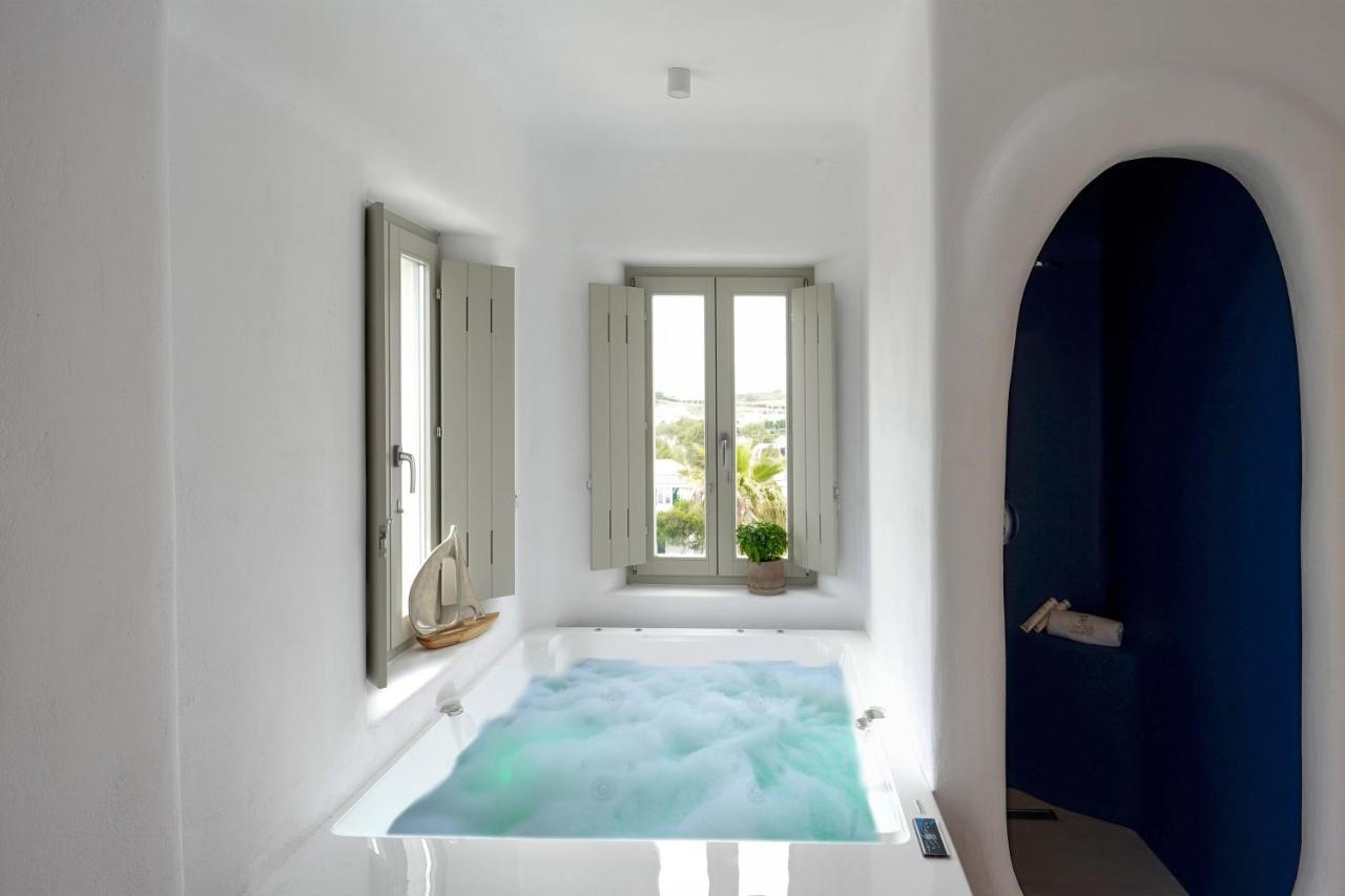 Angels Pillow Luxury Boutique Residence - Adults Only Náousa Exterior foto