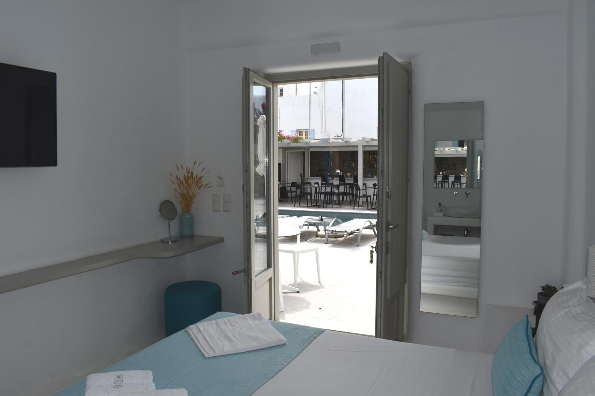 Angels Pillow Luxury Boutique Residence - Adults Only Náousa Exterior foto